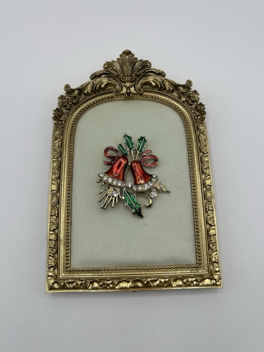 Christmas Brooch HOLIDAY BELLS MISTLETOE Pin Red Green Holly Rhinestones Gold
